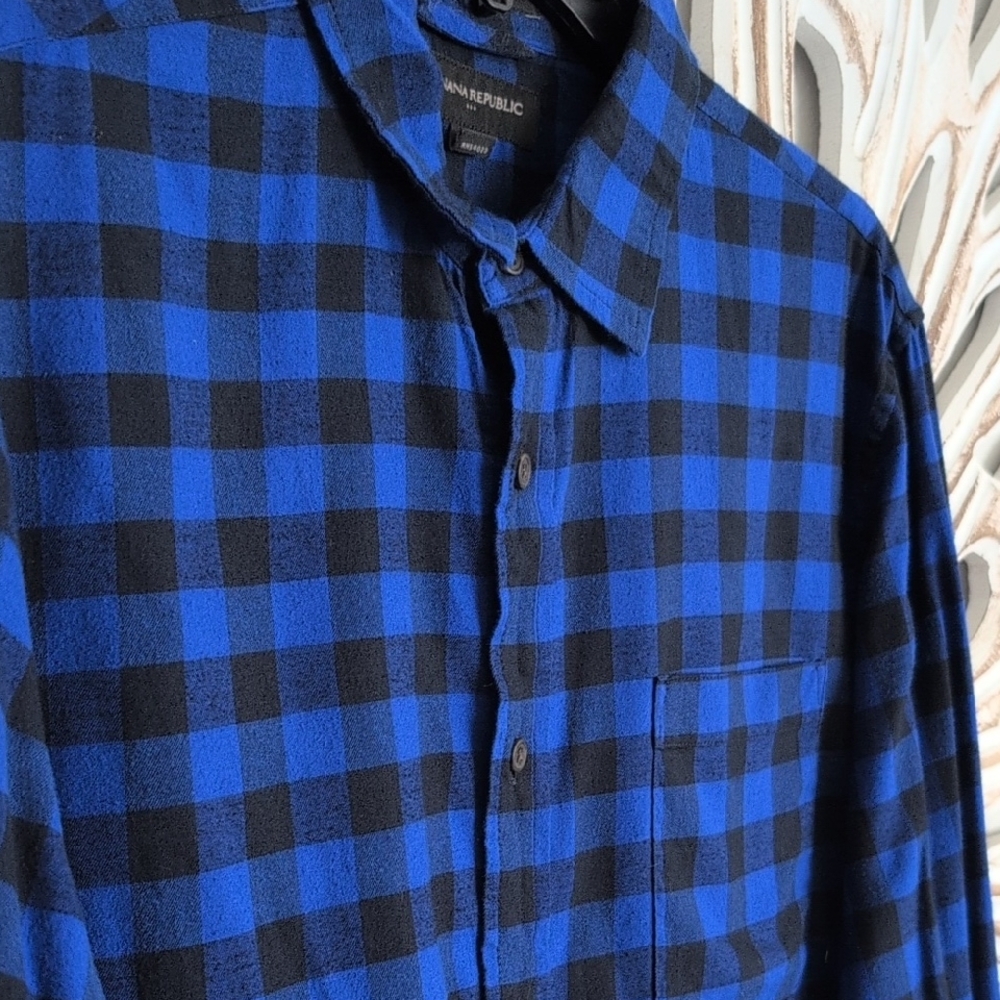 Banana Republic Men's Black and Blue Buffalo Check Shirt